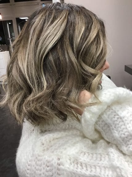 Tolles dunkles Bob Balayage München